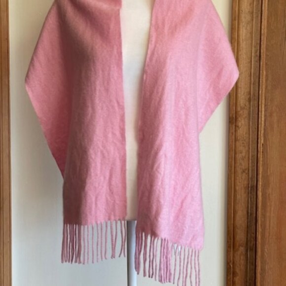 AMICALE CASHMERE Melange Pink Cashmere Scarf with Fringe - Picture 8 of 15